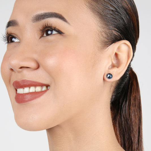 KONPLOTT® - BLACK JACK Ohrstecker, blue denim