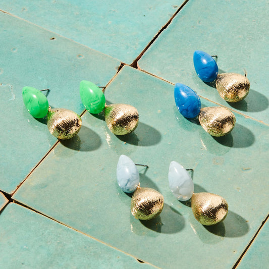 83021 Hot Topics Flashback