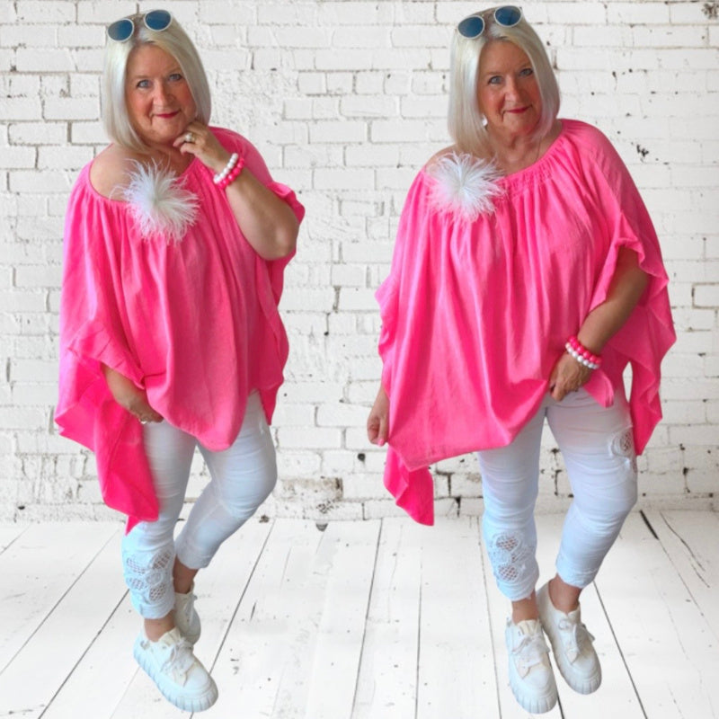 Carmen Bluse "ELARA" mit Volants, neonpink