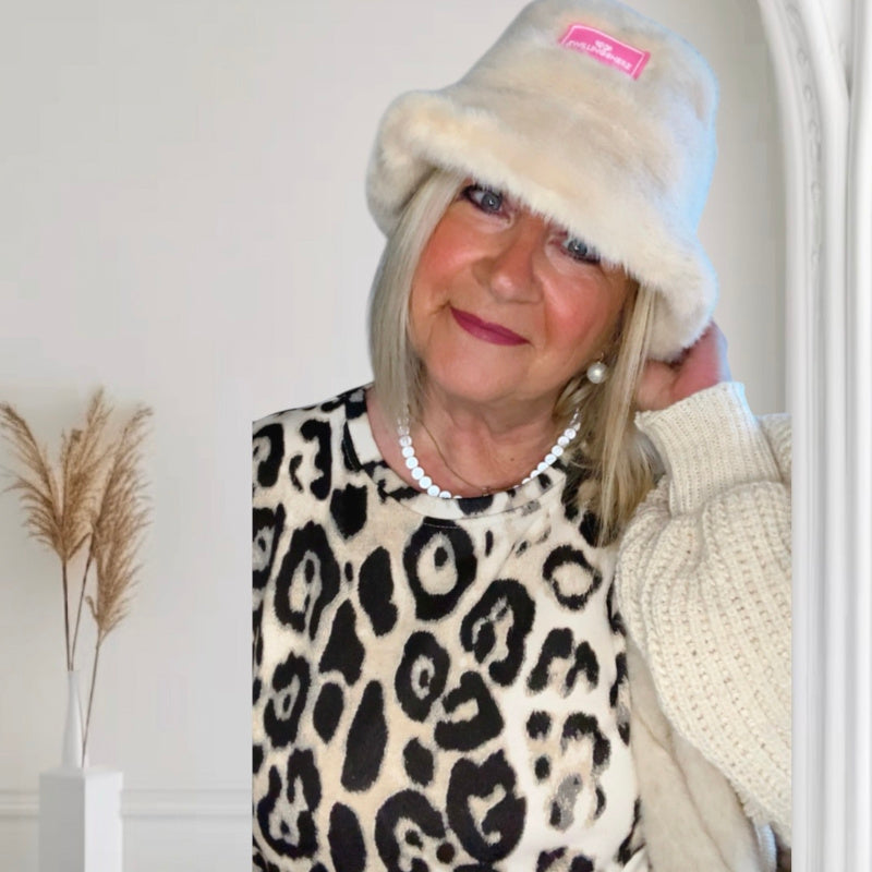 Sweatshirt "LEO" mit Strickärmeln, beige