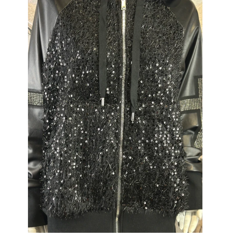 ROSE Lederoptik Jacke "UNIQUE CROSS" mit Kapuze und Strass