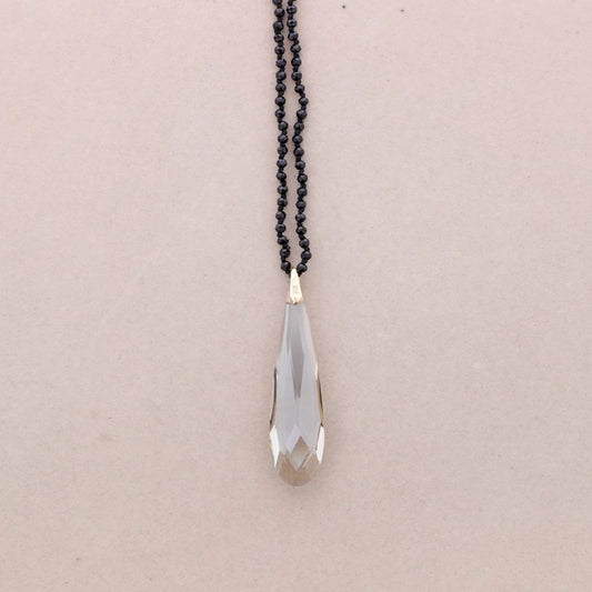 lange Halskette CRYSTALS mit Tropfenanhänger, schwarz