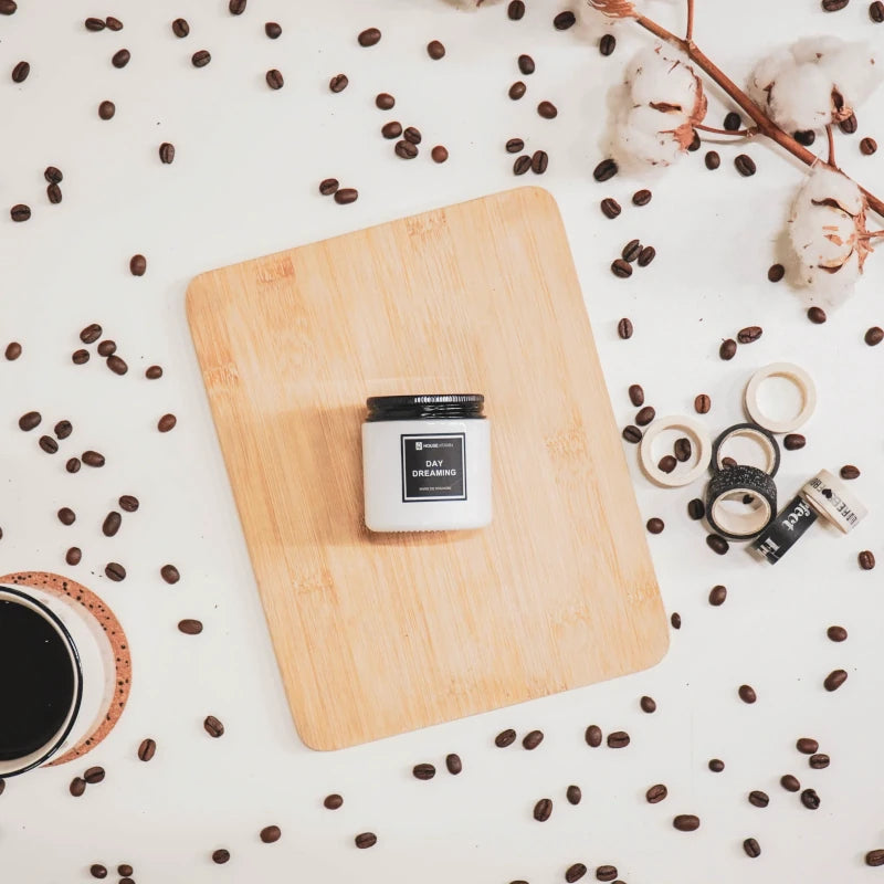 203220 Daydreaming 10