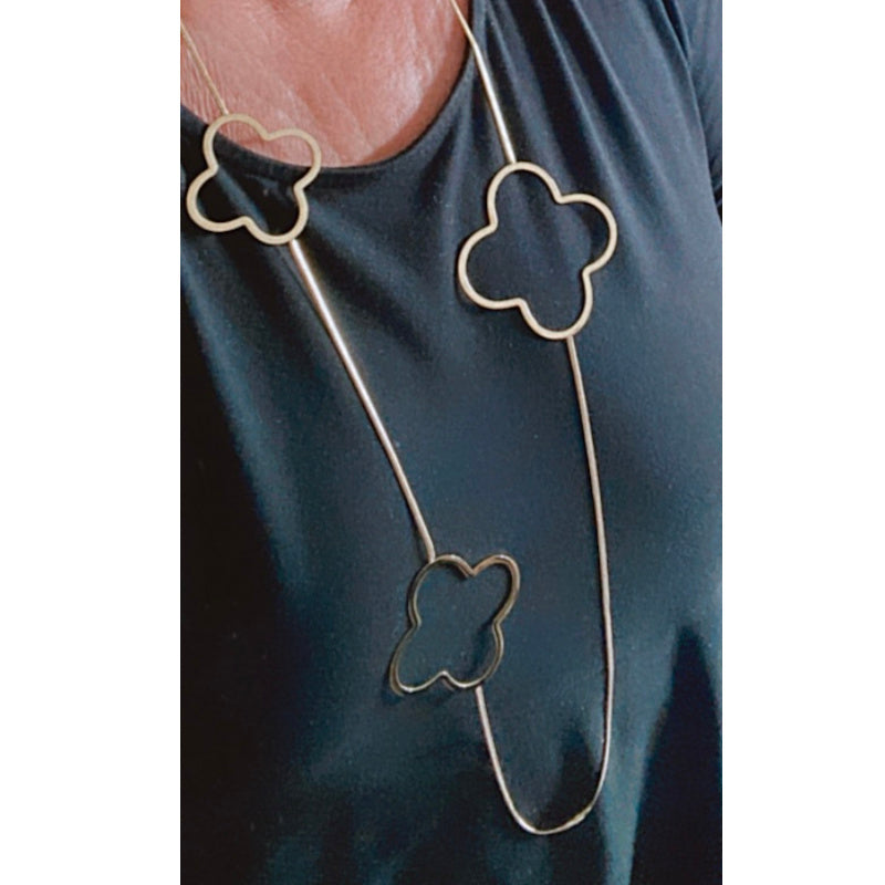 {"eid":"529355311269190","cameraposition":2}