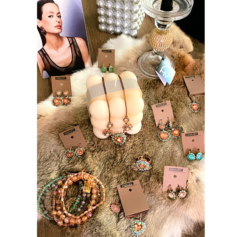 {"eid":"1145267869375816","cameraposition":1}