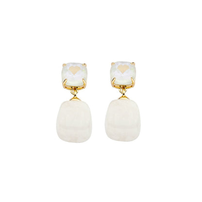 82978mix09 Hot Topics