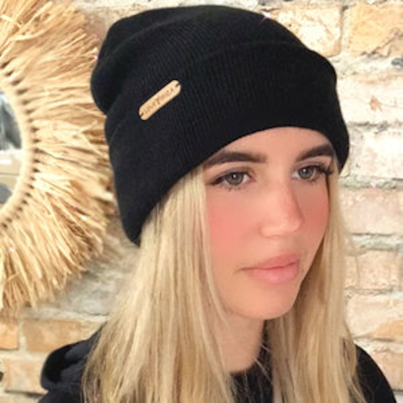 Beanie Black 2