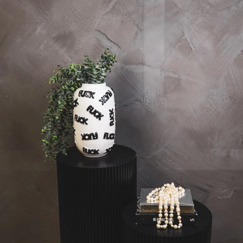 Hv Vase 'fuck' White Black, Sku 204092 B