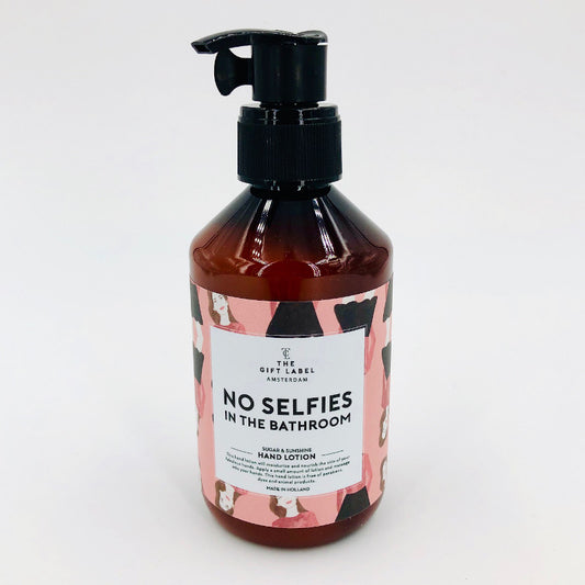 Hand Lotion Selfied