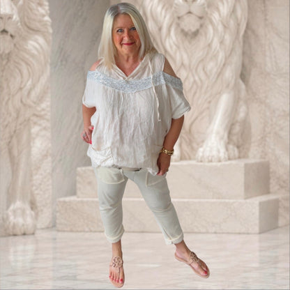 Leinen Bluse "ALLEGRA" mit Cut Outs und Pailletten, vanille