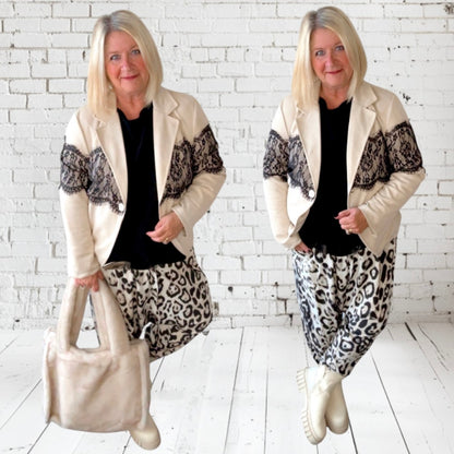 Velour Blazer "LACE TRIM", beige