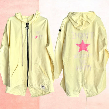 Mantel "BE HAPPY" mit Kapuze, zitronengelb