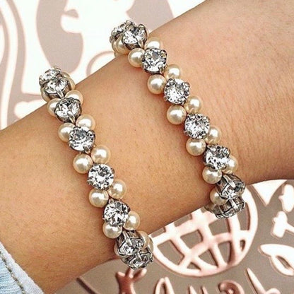 KONPLOTT® - PEARL SHADOW Armband elastisch, weiß