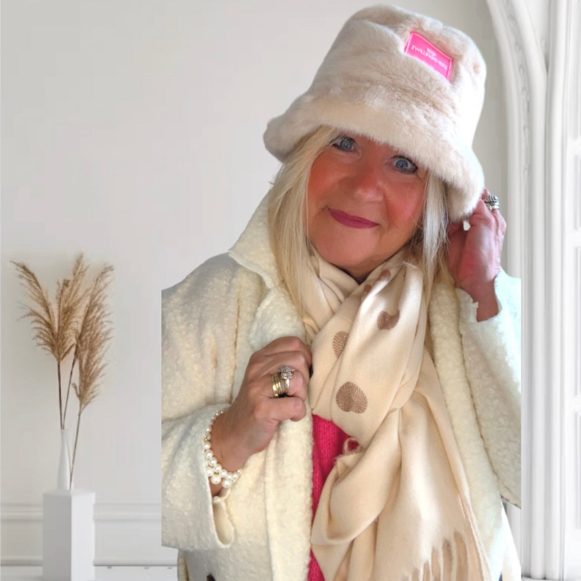 Schal "LOVELY HEART", vanille