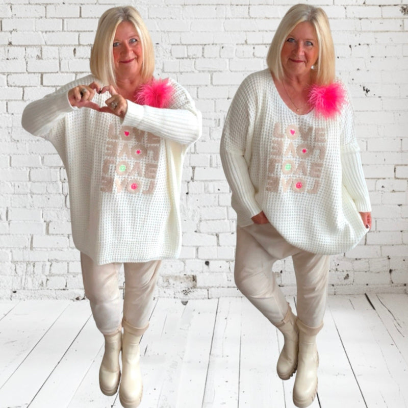 oversized Pullover "LOVE", off-white