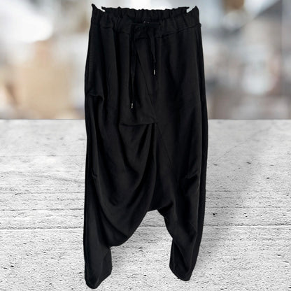 Baggy Hose "CREASE" mit tiefer Base