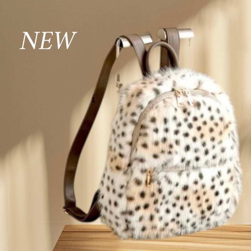 Rucksack "LEO" aus FAKE FUR