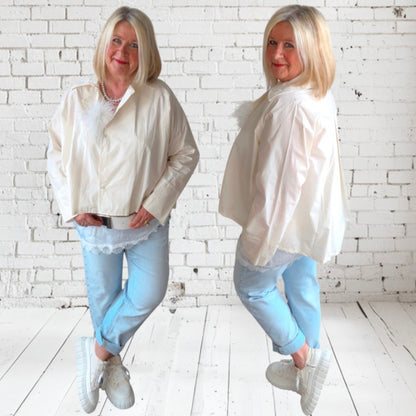 Bluse "MODY" mit versetzter Knopfleiste, creme