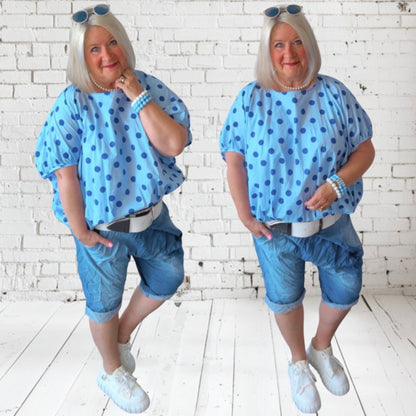 kurzarm Bluse "DANCING DOTS", hellblau