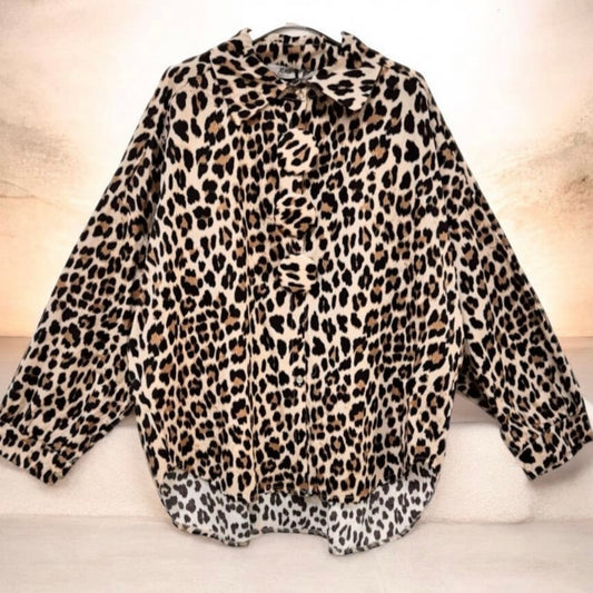 Bluse "LEO" 🐆 mit 3 großen Leo-Knöpfen