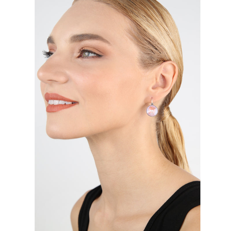 Orecchini rosso crystal con corallo e fiori argentati - Gioielli Orecchini rosso crystal con corallo e fiori argentati - Gioielli