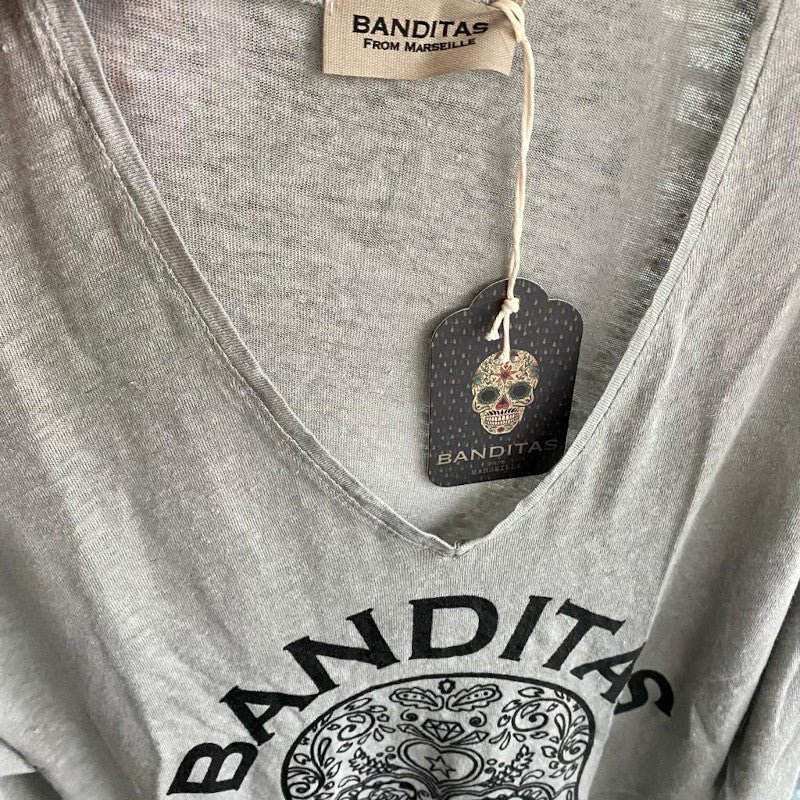 Skull Grau Label