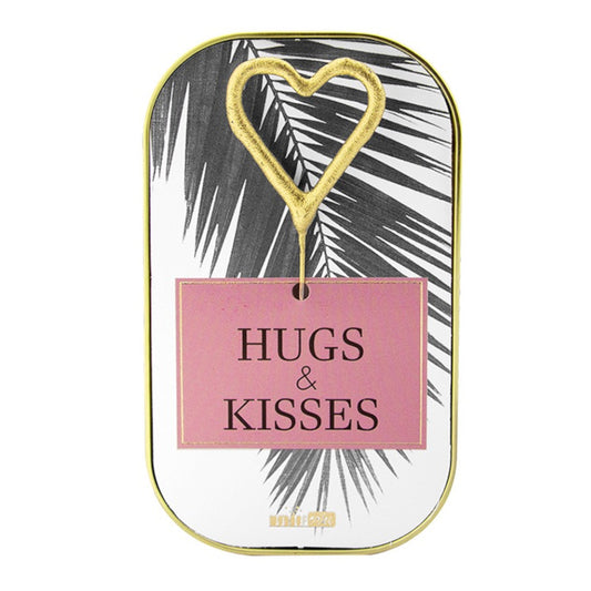 Wondercake Hugs & Kisses