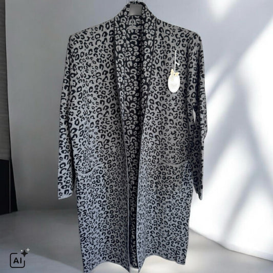 Strickjacke | Cardigan "COZY LEOPARD", grau