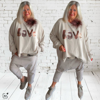 Roundneck Sweater "COPPER LOVE", beige