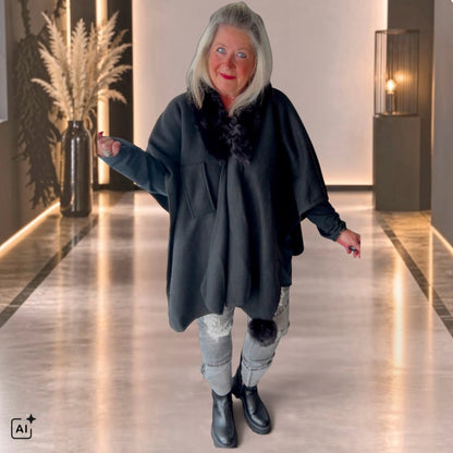 Poncho "FLY OUT" mit Fake Fur, schwarz