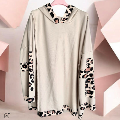 Hoodie "CROSS PATCH LEO", beige
