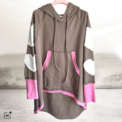 Hoodie "HEART PATCH", taupe