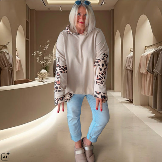 Hoodie "CROSS PATCH LEO", beige